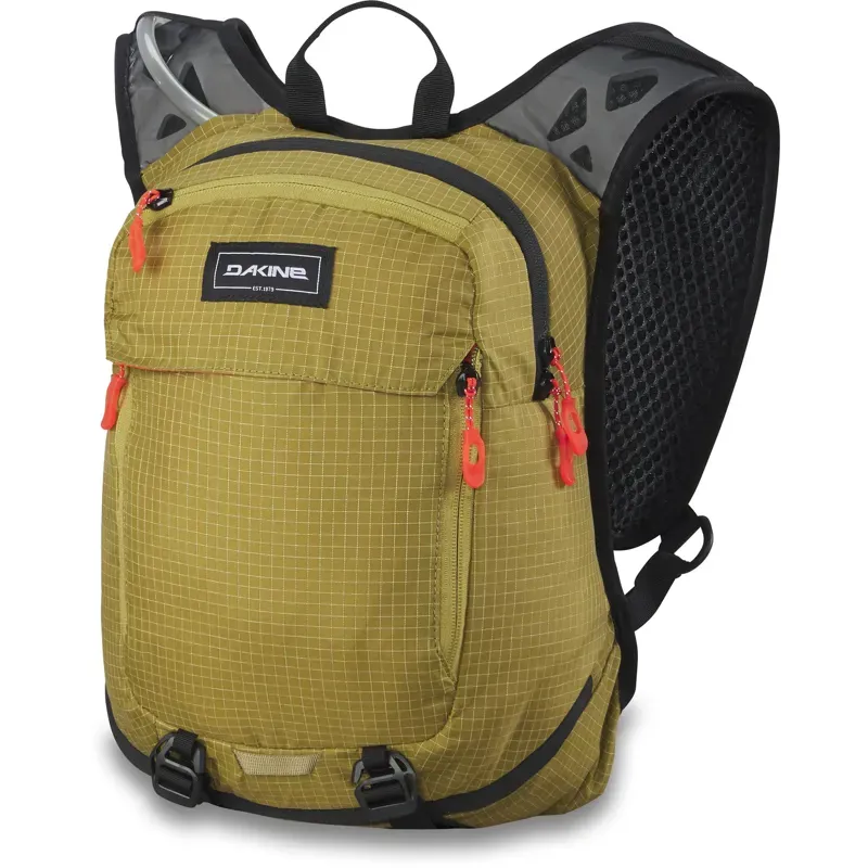 DaKine Syncline 8l Hydration Pack in Green Moss